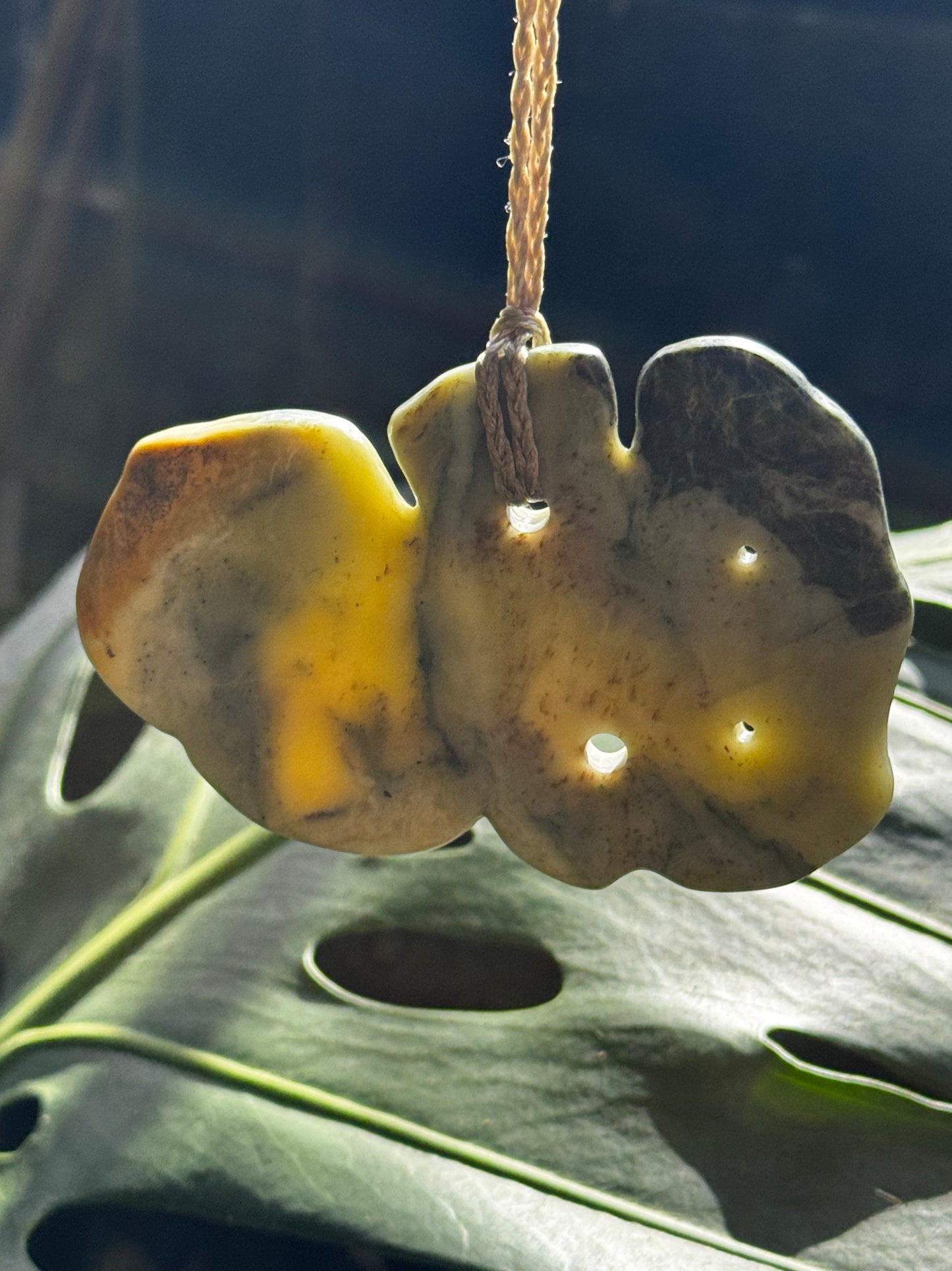 Pounamu Hei Tiki - Horo Mohoua