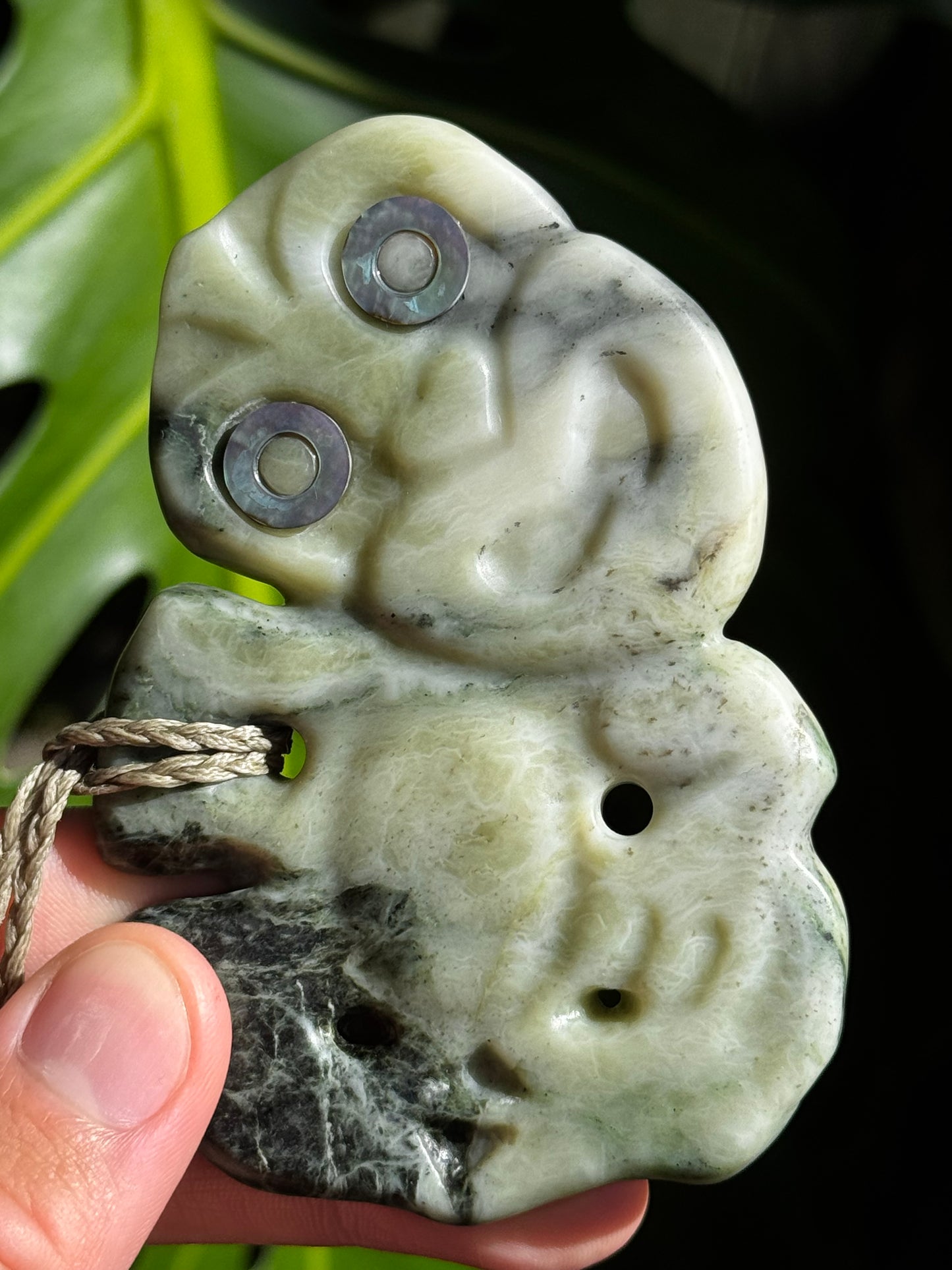 Pounamu Hei Tiki - Horo Mohoua