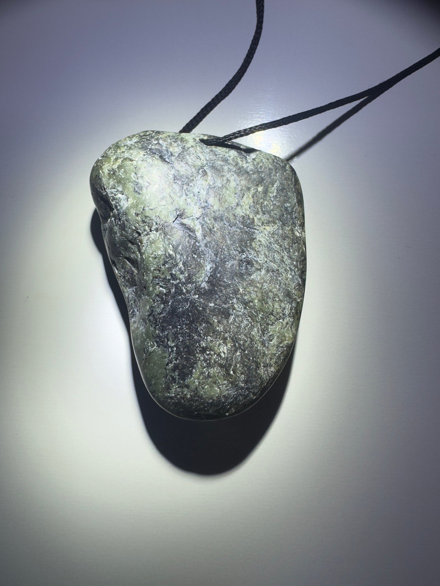New Zealand Pounamu Niho Pendant - O’JADE