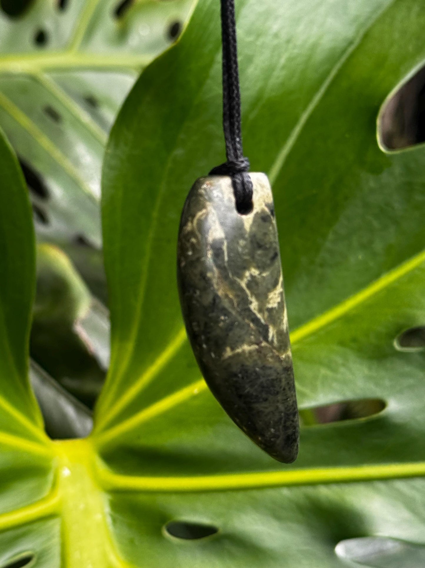 New Zealand Pounamu Pendant - O’JADE