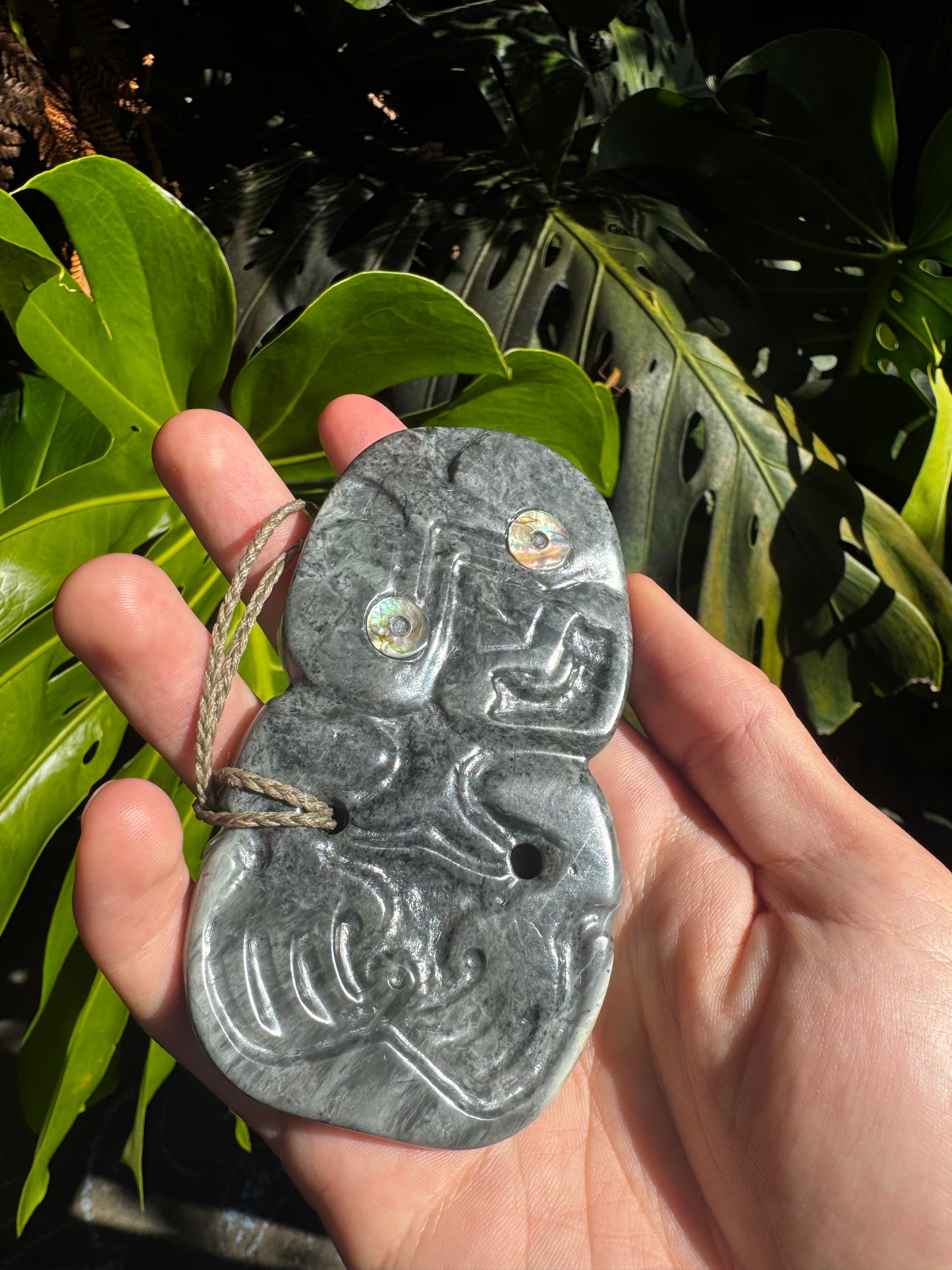 Pounamu/Greenstone - Hei Tiki (Inanga Ahua Rereke Pounamu)