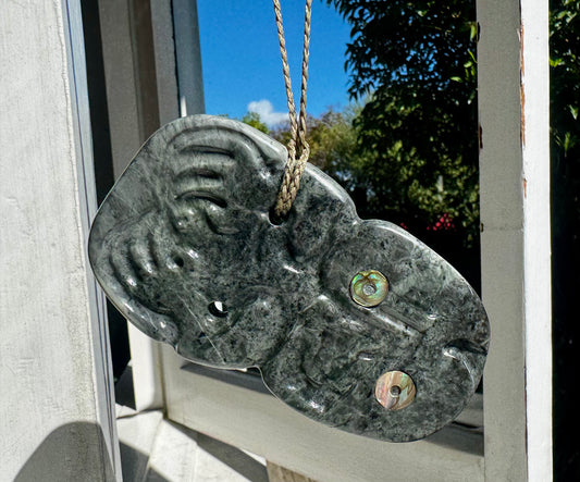 Pounamu/Greenstone - Hei Tiki (Inanga Ahua Rereke Pounamu)