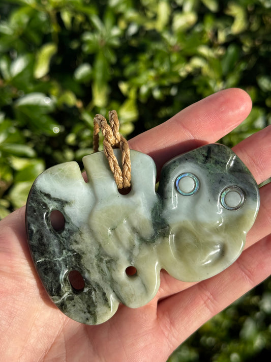 Pounamu Hei Tiki - Kohu Kārearea