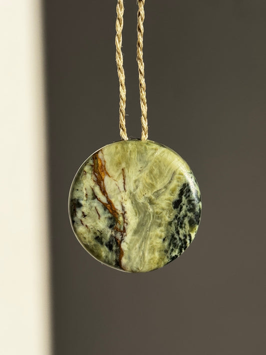 Pounamu Porohita (Disc) Pendant - Tasman